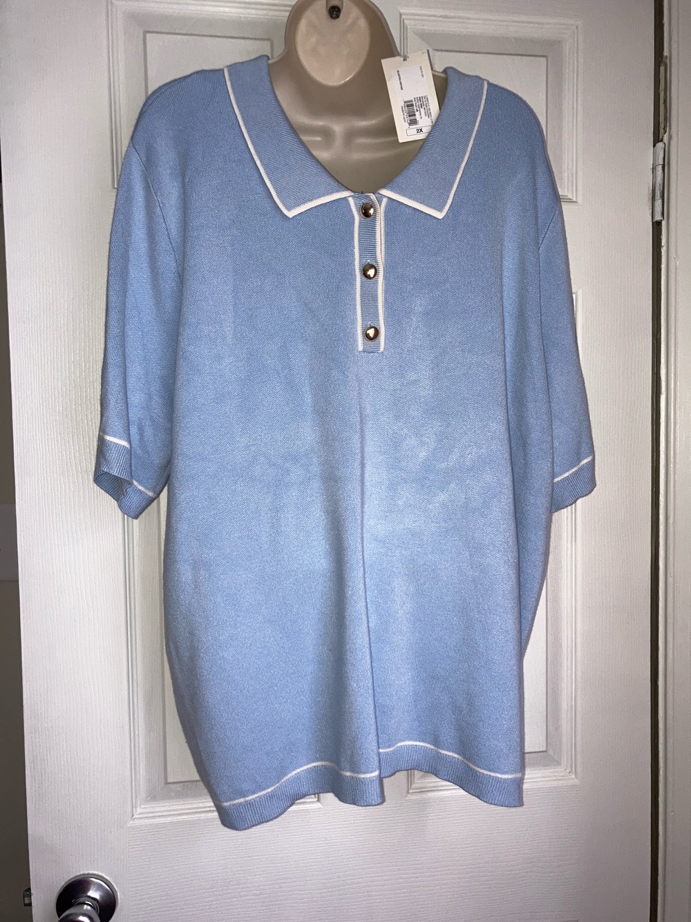 A NEW DAY Light Blue Polo with White Trim and Gold Buttons Womens 2X